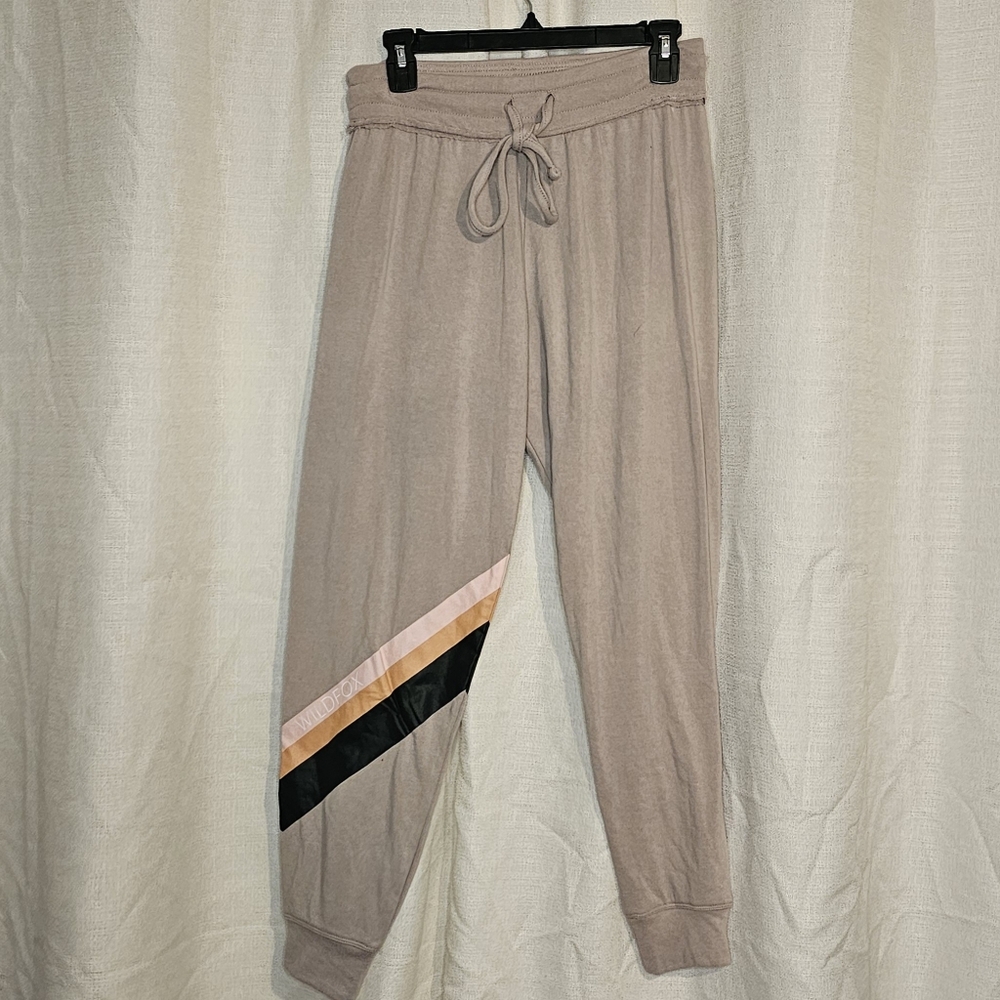 WILDFOX JOGGERS NWOT SZ SMALL